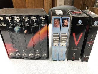 VHS Tapes (Star Trek, Titanic & V Original)