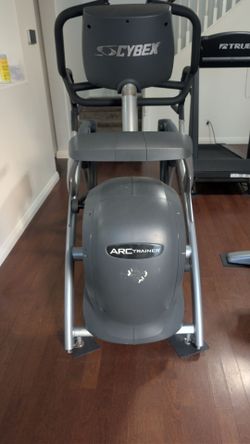 Commercial Cybex 750A Arc Trainer – Heavy-Duty Elliptical / Cross Trainer (Works Great!)