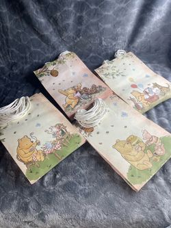 Winnie the Pooh Gift Bags x 31