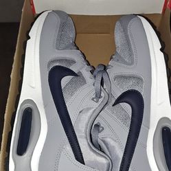 Nike Air Max Size 11 In Box Gray New 
