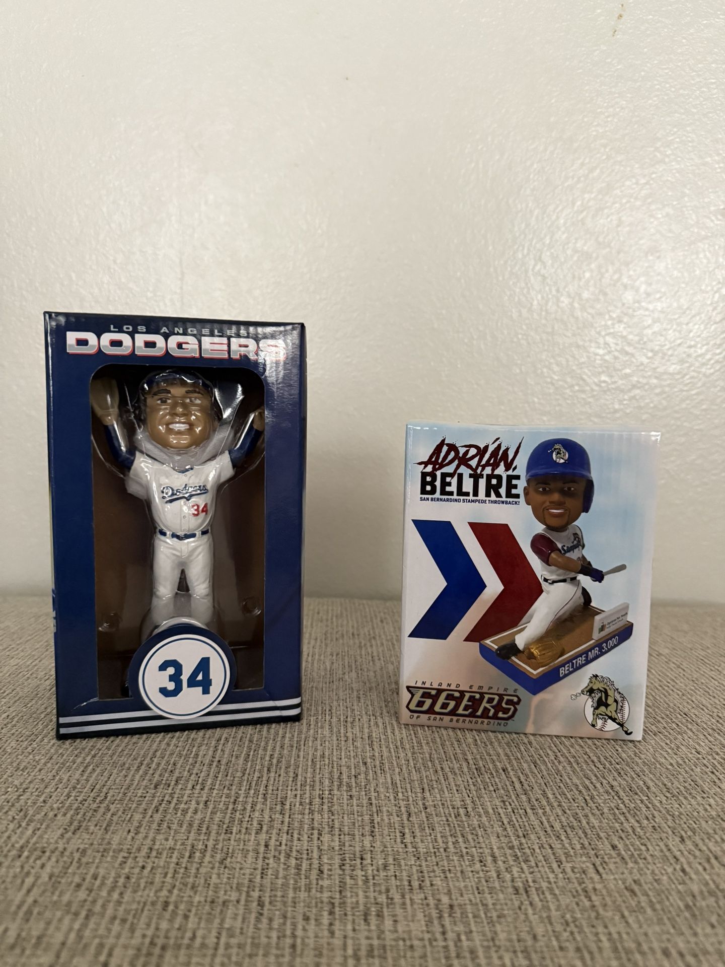 Fernando Valenzuela And Adrien Beltre Bobblehead 
