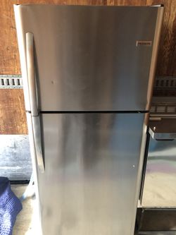 Frigidaire refrigerator