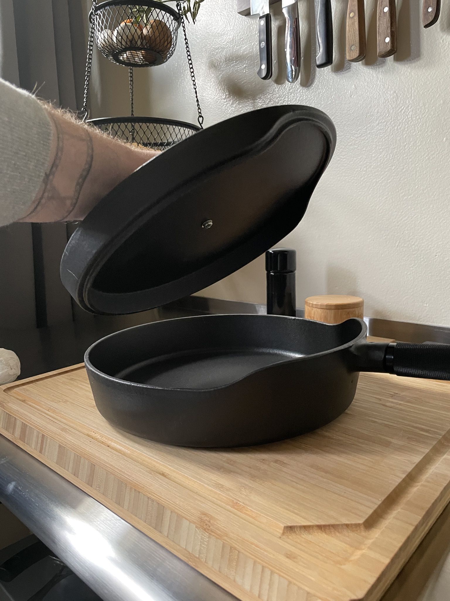 10 Cast Iron Pan – MATHESON