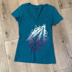 Vintage Volcom V Neck 