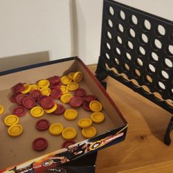 Connect 4 Classic Grid Game - Complete Set, Family Fun, Great Condition