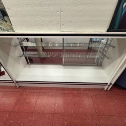 STORE DISPLAY GLASS