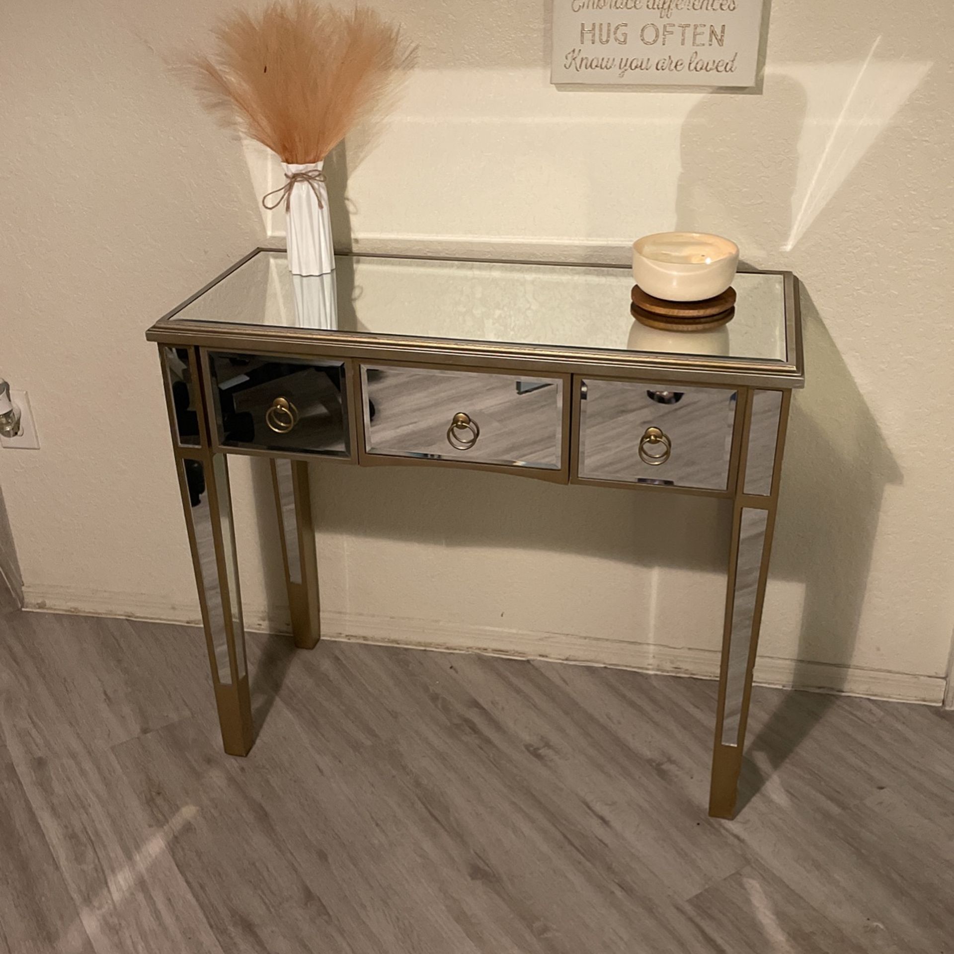 Mirrored Entry Way Table for Sale in Fort Myers, FL OfferUp