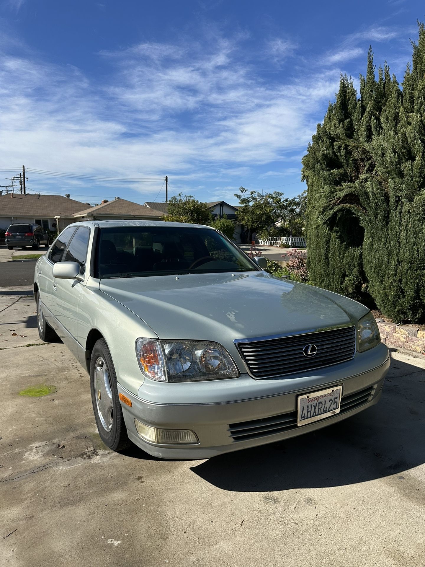 1999 Lexus LS 400