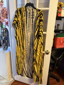 Women’s Yellow And Black Duster