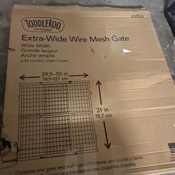Extra-Wide Wire Mesh Gate
