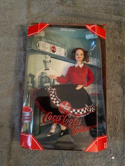 1999 Coca-Cola Barbie Sea box in the photo
