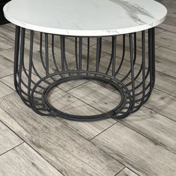 Coffee Table/ End Table