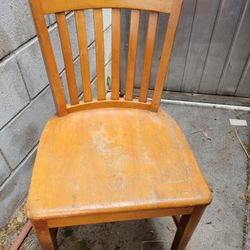 HEAVY WOOD VINTAGE CHAIR