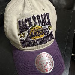 Hat Lakers