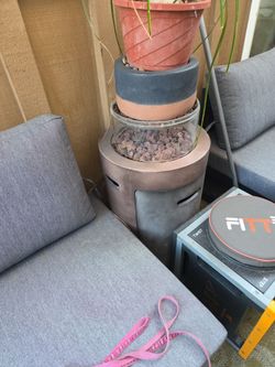Fire pit brand new