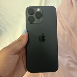 iPhone 16 Pro Max Unlocked