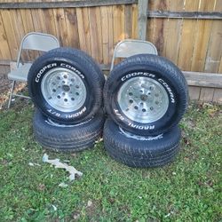 P 225 /70 R14  COOPER COBRA