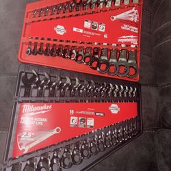 Milwaukee 30 Pc Ratcheting Combination Wrench Set