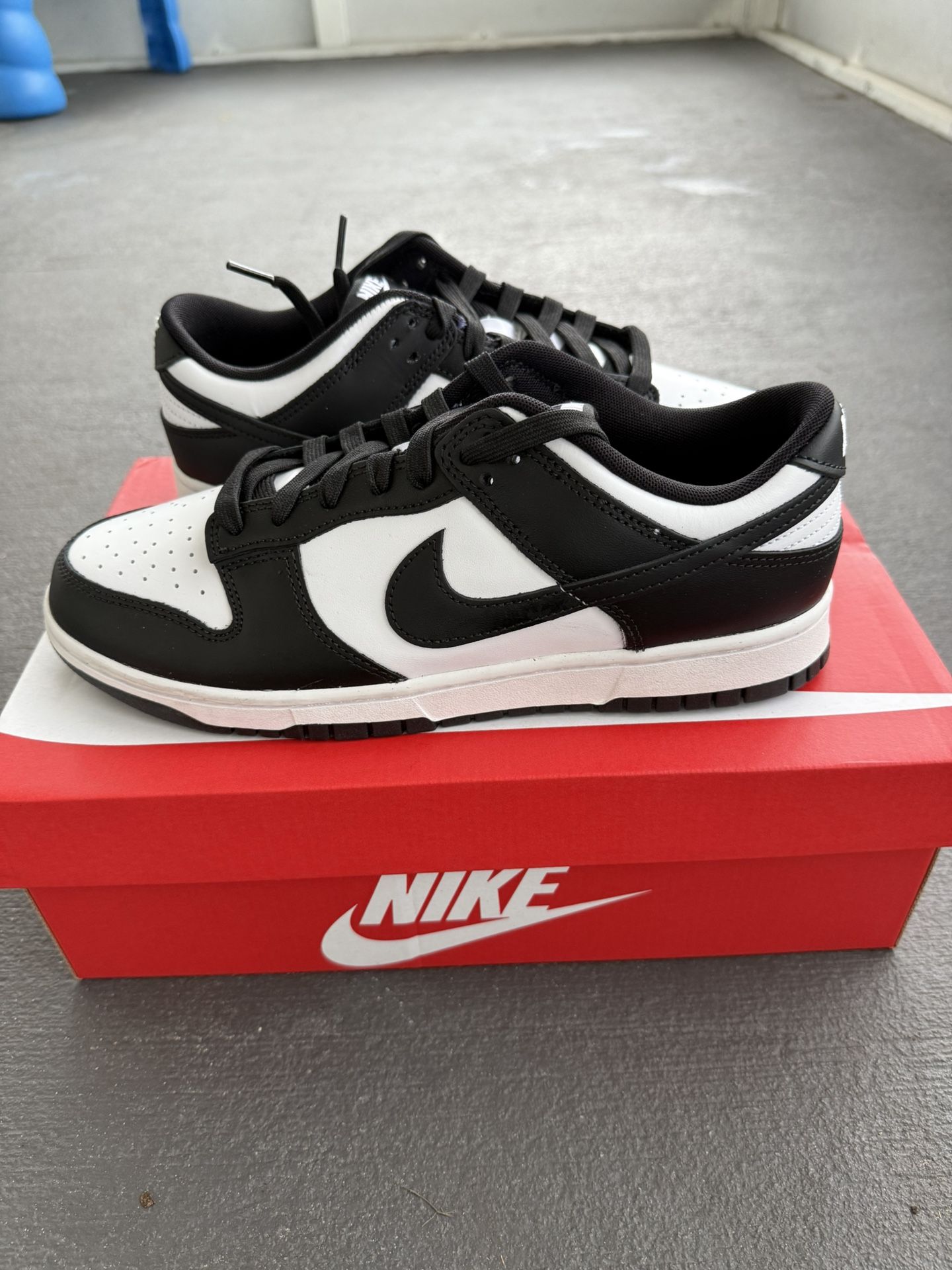 Nike Dunks Panda NEW!