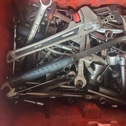 Milwaukie rolling toolbox & random tools