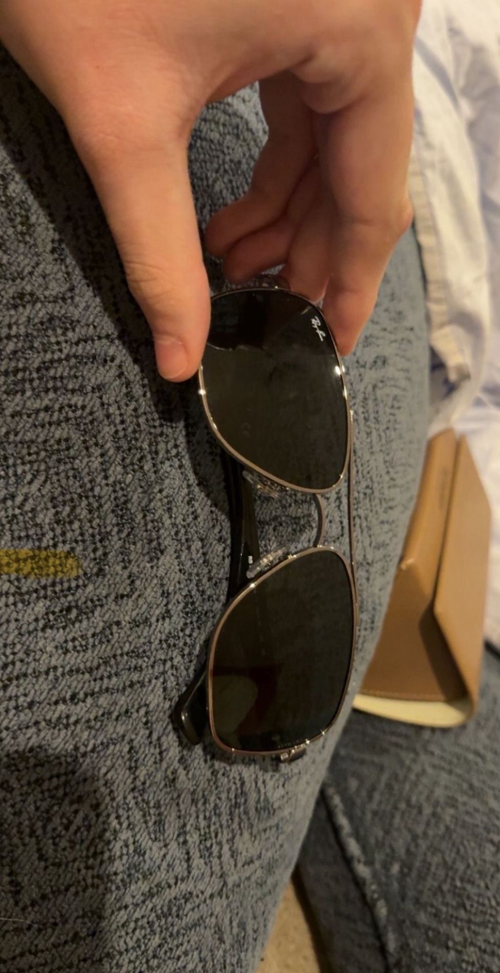 Men’s ray ban sunglasses .