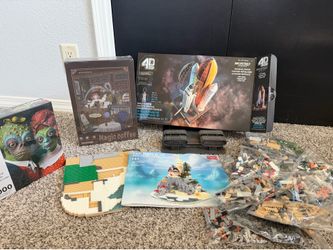 Building Sets: puzzles (2D & 3D), book nook, Faux Lego