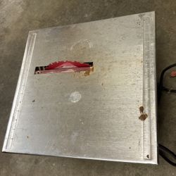 CHICAGO ELECTRIC POWER TOOLS  4.8 Amp 7 In. Table Top Wet Cut Tile Saw