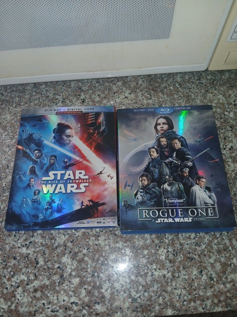 2 STAR WARS DVD'S BLUE RAY MOVIES