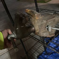 Bench Vise