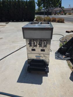 TAYLOR smoothie machine