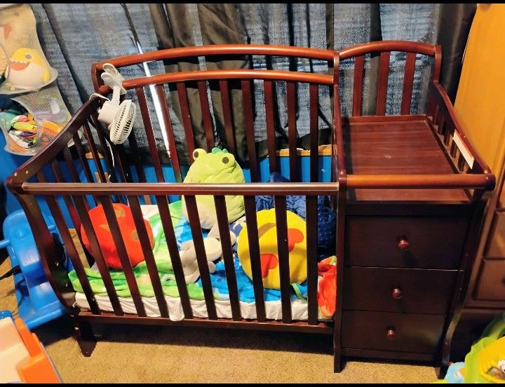 Mini Crib With Changing Table Attached