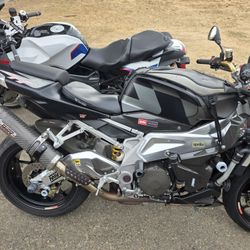 2008 Aprilia Tuono 1000r