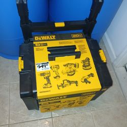 DEWALT 20V TOOL COMBO KIT