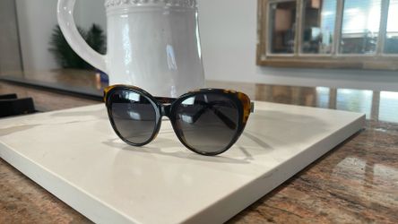 COACH women’s Sunglasses