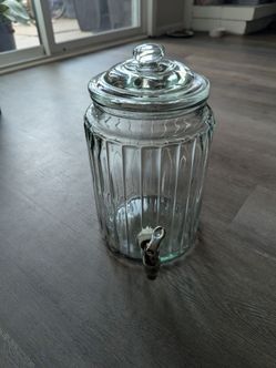 Ribbed Glass Beverage Dispenser