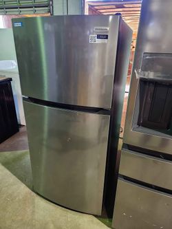 Frigidaire 13.9 Cu Ft Top-Mount Refrigerator – Stainless Look