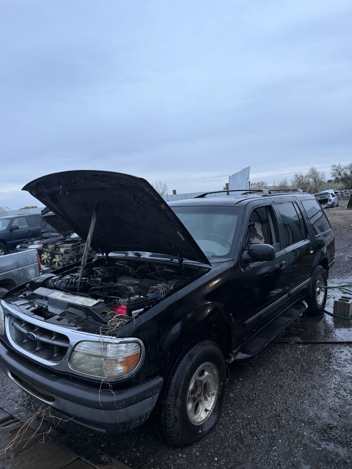 1999 FORD EXPLORER 🚗 FULL PART OUT!!