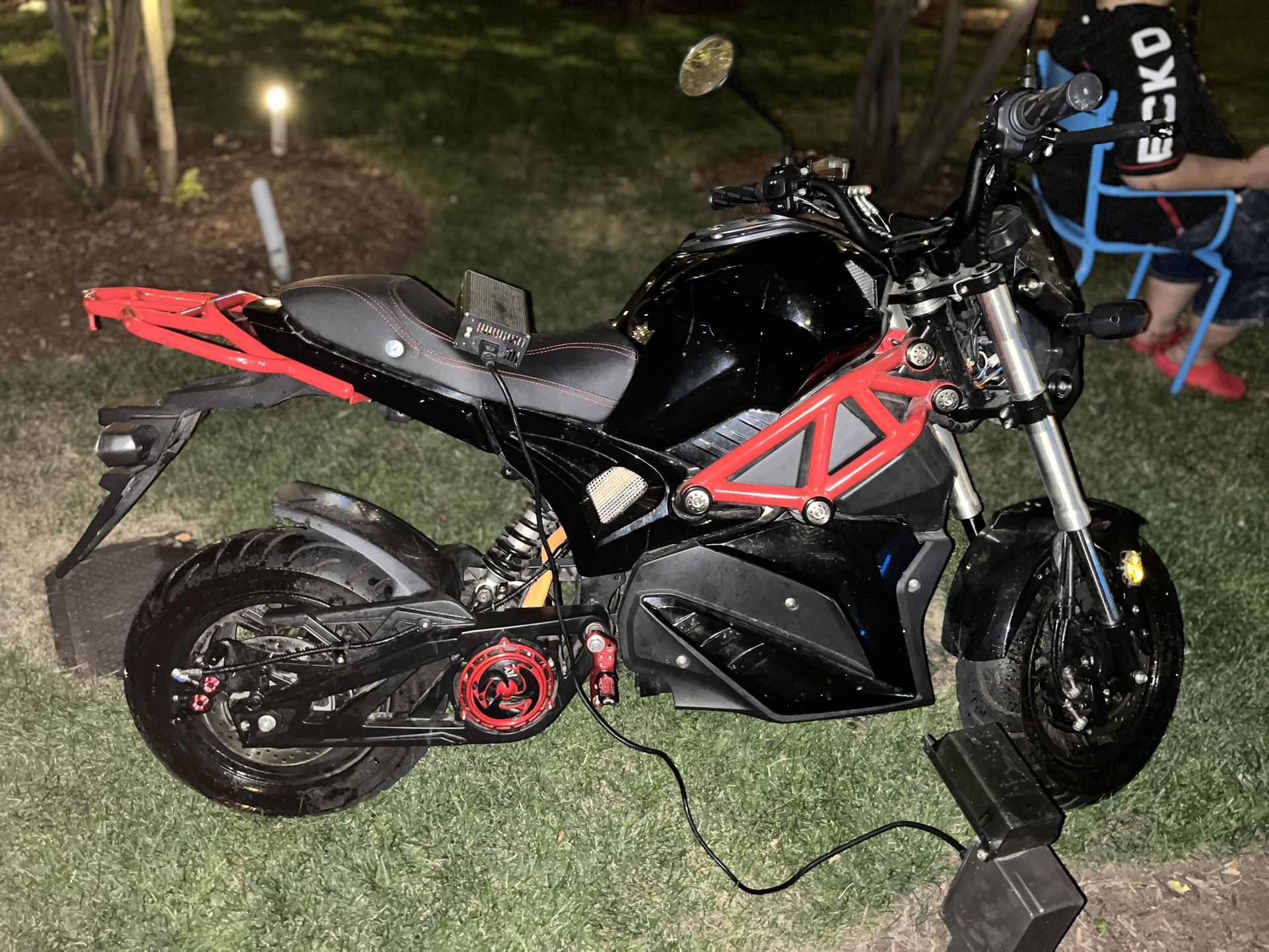 Electric Red & Black Venom