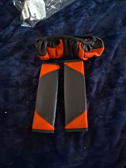Brand New Seatbelt Covers And Steering wheel cover