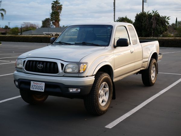 2001 Toyota Tacoma PreRunner SR5 V6 (Stepside Model) for Sale in