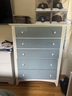 5-Drawer Tall Dresser White and Blue