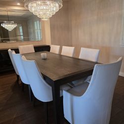 Restoration Hardware Dinning Table