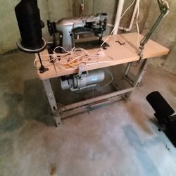 Industrial Sewing Machine 