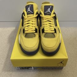 Jordan 4s