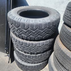 275/65R18 Goodyear Wrangler Tires Used