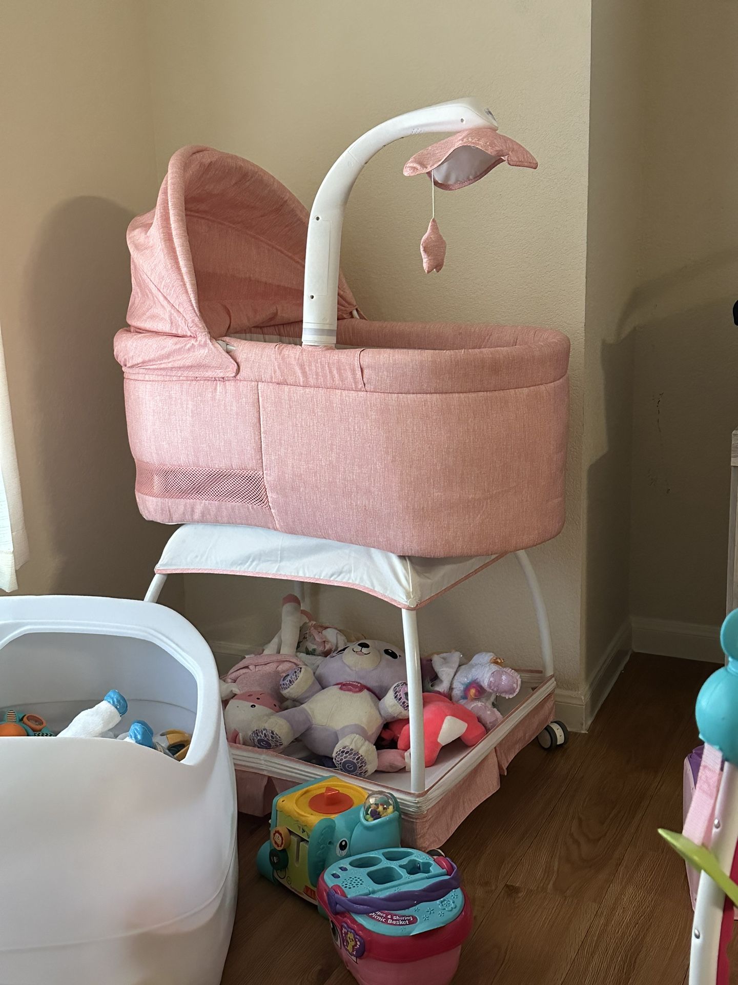 Pink Baby Bassinet 