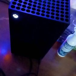 Xbox X & Monitor 