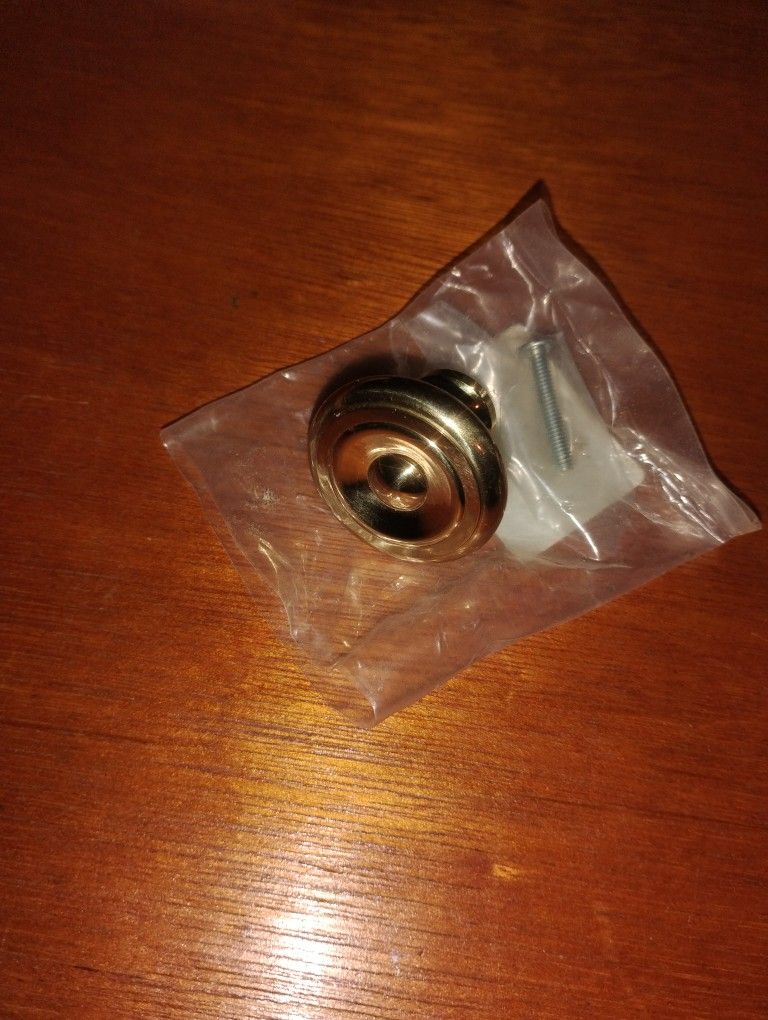 7 Gold Colored Cabinet Knobs