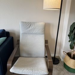 Lounge Chair With Gray Chair Cushion