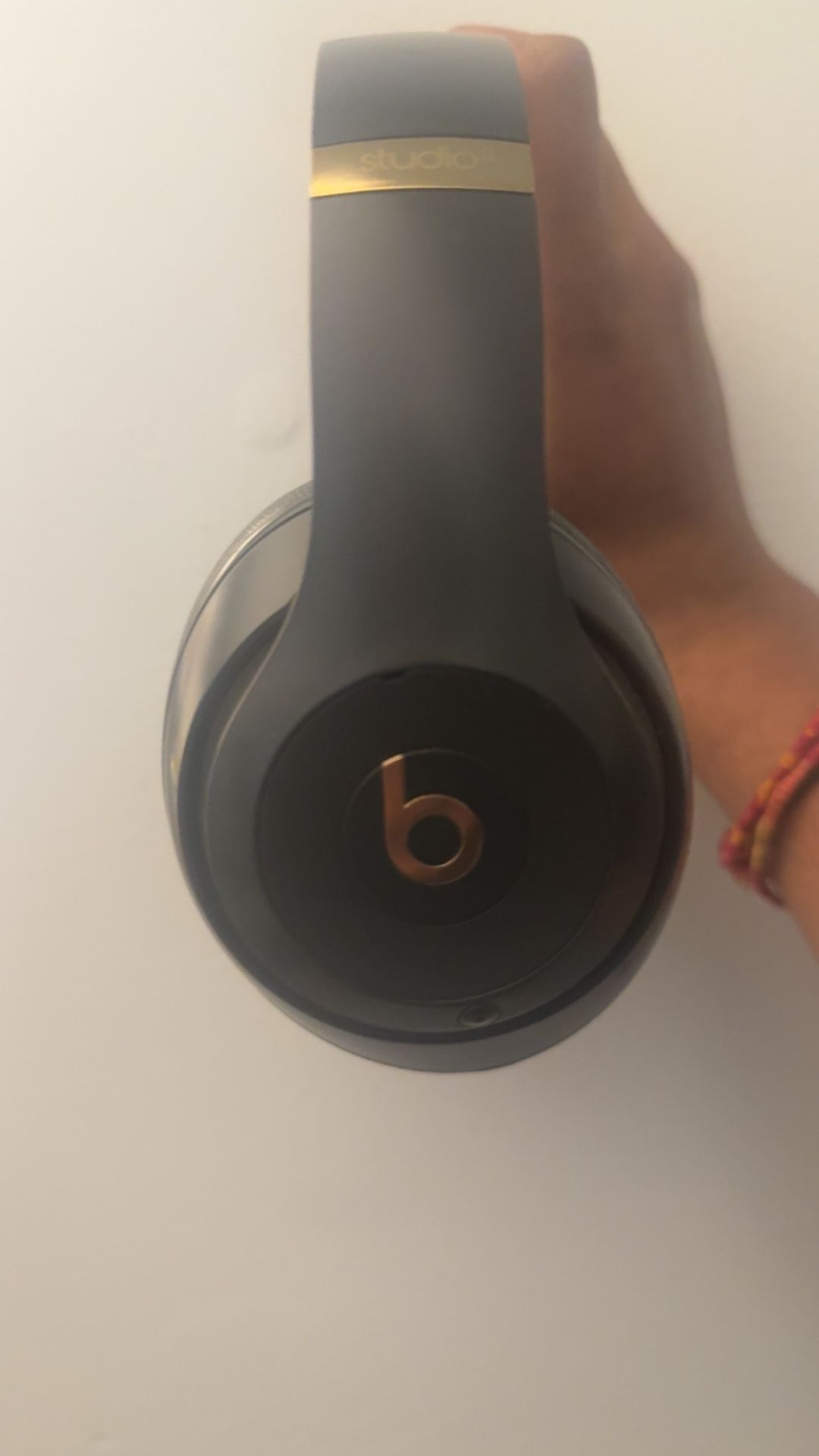 Beats Studio 3